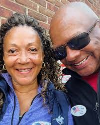 Tanya Holland's Instagram, Twitter & Facebook