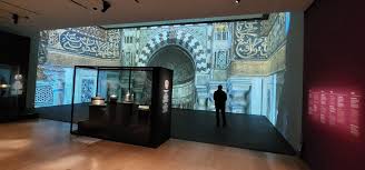 Mus&eacute;e du Louvre, Mamlouks (1250-1517) | Dr&ocirc;le de trame