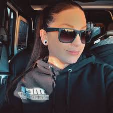 How to retrieve a lost package delivered to the wrong house in Apple Valley?