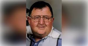 Chloe Manz's Instagram, Twitter & Facebook