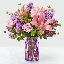 Edible arrangements® 914 in lynchburg, virginia first opened in march 2008. Happy Birthday Gourmet Fruit Basket Flower Bouquet Delivery Flower Delivery Wholesale Flowers