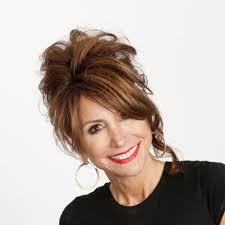 Julie Edelman's Instagram, Twitter & Facebook