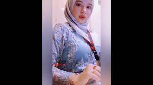 Gadis melayu bertudung awek baju ketat. Tiktok Gadis Baju Kurung Youtube