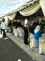 Namun, kes seorang wedding planner yang menawarkan full package dengan harga yang sangat berpatutan ini bakal kami masih menunggu jawapan pihak zurin. M Sian Couple Hires Famous Wedding Planner Gets Scammed On Their Big Day World Of Buzz