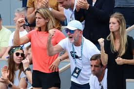 Amelie mauresmo — amélie mauresmo nationalität: Amelie Mauresmo Encourage La Releve