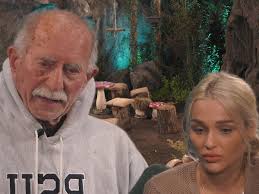 Promi Big Brother Sat 1 Lasterattacke Gegen Luder Emmy Knast Bewohner Teilen Aus Stars