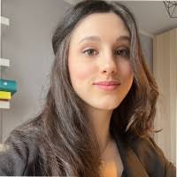 7800+ profili “Adele”