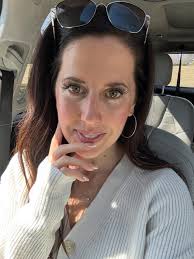 43 and off to get groceries. Rock and roll lifestyle I know What are you up  to right now?