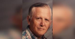 Elva Lowe's Instagram, Twitter & Facebook