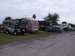 The property is close to many wonderful attractions including world class beaches, golf courses, restaurants, shopping, and museums. Sundance Lakes Rv Resort Port Richey