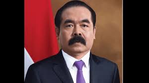 How many of you see this face at least once a day? : r/indonesia