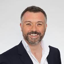 Jonathan Burr's Instagram, Twitter & Facebook