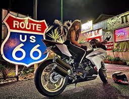 rina on instagram american zakka welcome に行ってきました 春日井です めっちゃオシャレでテンション上がりました 是非行ってみて下さい cbr250rr バイク女子 bikegirl バイク 女子 ハーレー 女子 ガールズバイカー