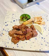 Melihat fungsinya yang begitu penting nah, agar kadar protein yang dikonsumsi tetap cukup dan seimbang, berikut ini sejumlah makanan yang. 7 Makanan Tinggi Protein Dan Manfaatnya Untuk Tubuh Ada Tempe Yang Murah Meriah Kumparan Com