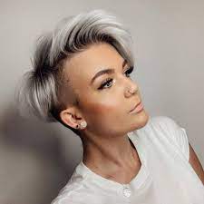 Naviga tra le immagini della galleria utilizzando le immagini sotto. Capelli Rasati Ai Lati 15 Acconciature Femminili Da Non Perdere