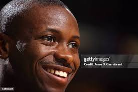 2,425 Earl Boykins Photos & High Res Pictures