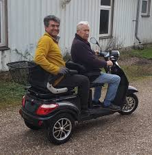 Elektromobil Zweisitzer David 2 Elektro Scooter Seniorenmobil Dreirad Elektro Roller Elektrorollstuhl Amazon De Dreirad Elektro Scooter Elektrisches Dreirad