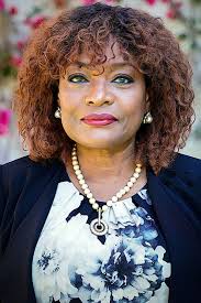 Anna Everett's Instagram, Twitter & Facebook