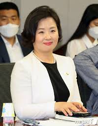 2 위 트럼프 사퇴 압박 심화.의원 200여명 탄핵안 서명 파이낸셜뉴스. ìš°í›„ì£½ìˆœ í† ë¡ íšŒ ì°¸ì„í•œ ì´ìˆ˜ì§„ ì˜ì›