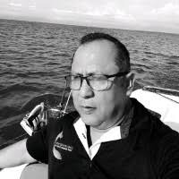 60+ perfiles de «Alejandro Caudillo»