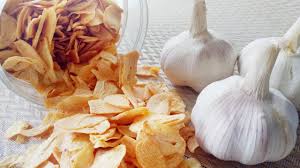 Resep minyak bawang putih goreng (garlic oil) sederhana spesial asli enak untuk berbagai macam masakan. Petua Tips Dan Cara Menyediakan Bawang Putih Goreng Yang Crispy Dan Tahan Lama Youtube
