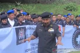 Di tasikmalaya, hingga sunda empire di jawa barat. Kelompok Sunda Empire Sempat Berkegiatan Di Upi Bandung Antara News