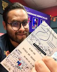 📻🎙🚨ALERTA DE CORTESÍAS 🎙📻🚨 @blink182 estará en nuestro país y el  próximo 9 de noviembre se presenta en el @estadiognpseguros y yo tengo  pases dobles para invitarte, cortesía de @mixmxoficial Dinámica 1.-