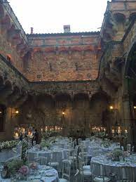 Lisa Cannon Shares All The Details From Her Amazing Italian Wedding Weddingsonline Indian Wedding Venue Indian Wedding Deco Italian Wedding