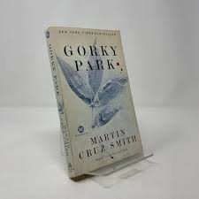 Amazon.com: Gorky Park (Arkady Renko, No. 1): 9780812977240: Smith, Martin  Cruz: Books
