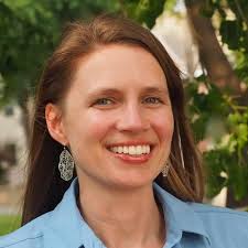 Democrat Navarro to fill Mayor Krewson's former seat