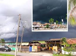 Cuaca dan kondisi di meteokamis11februaridi sungai petani. Penduduk Sungai Petani Bimbang Langit Gelap