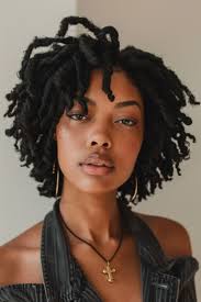 Epizòd : 18 Tit : Le regret Otè : franco Georges (Olivia kanpe lap kriye,  béatrice bò Kotel la lap gadel lap pale ave'l.) Béatrice : remò ak regret  pra'l touyew wi