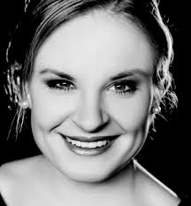 TRAINING PROGRAM WINTER SEMESTER 2021/2022 TRAININGSPROGRAMM WINTERSEMESTER  2021/2022 For Doctoral Candidates and Postdocs Für