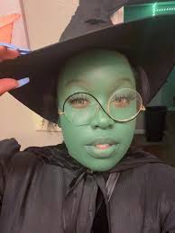 Suffering in my own sadness. I hate the holidays because this time in 2019.  I lost my big brother Anthony Edwards. The whole month of November has been  difficult and I don't