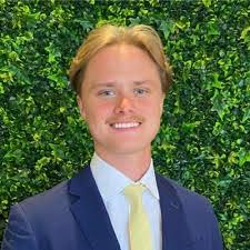 Holly Cogan's Instagram, Twitter & Facebook