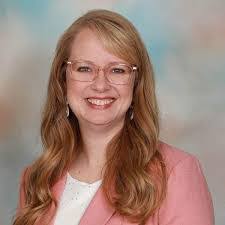 Laura Cottrell's Instagram, Twitter & Facebook