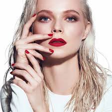 Cómo tenemos que usar perfilador de labios?