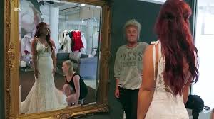 'teen mom' star chelsea houska's first wedding photo revealed. Watch Chelsea Houska Try On Her Wedding Dress In This Stunning Never Before Seen Video Video Dailymotion