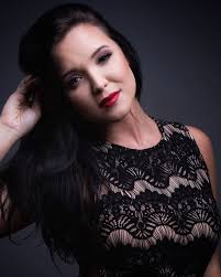 Female headshots Women's headshots Moody photography