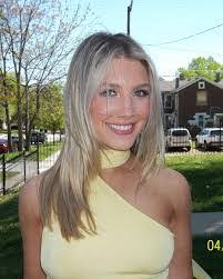 Audrey Scheller's Instagram, Twitter & Facebook