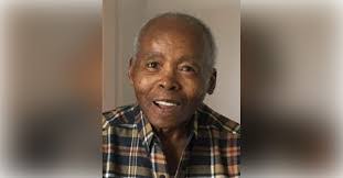 Roslyn Rawlins's Instagram, Twitter & Facebook