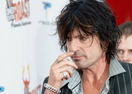 Tommy Lee's explosive performances made him one of the most influential  drummers of his era.