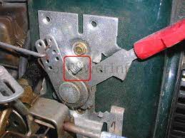 Tecumseh snow king engine troubleshooting. Tecumseh Series 3 Carb Snowblower Linkage
