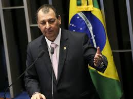 Publicado em 22 mai, 2013 às 14h48. Omar Aziz Randolfe Rodrigues E Renan Vao Comandar Cpi Da Pandemia Folha Pe