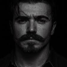 Alyssa Lockhart (@alyssaalockhart)