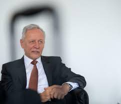 Grenke acquires the 'hesse newman bank' and changes the name to 'grenke bank'. Grenke Grunder Greift Leerverkaufer Nach Betrugsvorwurfen An