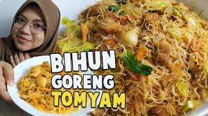 Yuk, coba resep bihun goreng enak yang praktis dan lezat berikut ini! Bihun Goreng Tomyam Padu Masakan Thai Sedap Youtube