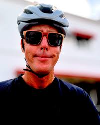 🚴‍♂️ Supporting Our Local Cycling Community! 🚴‍♀️ Hey Jackson cyclists!  At On Two Wheels, we're proud to support the Cascade Cycling Club and  everything they do for our local cycling community. Today