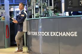Stock market today: Dow, S&P 500 post weekly losses as 10-year Treasury yield hovers near 5%