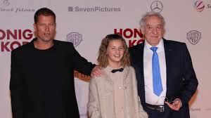 Check spelling or type a new query. Premiere Von Honig Im Kopf Qiez